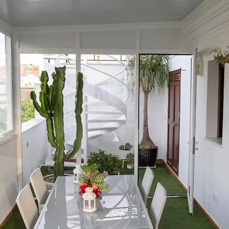 Penthouse Raggio * Seville