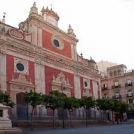 Atico En Triana - 2 Terrazas Privadas Con Parking *
